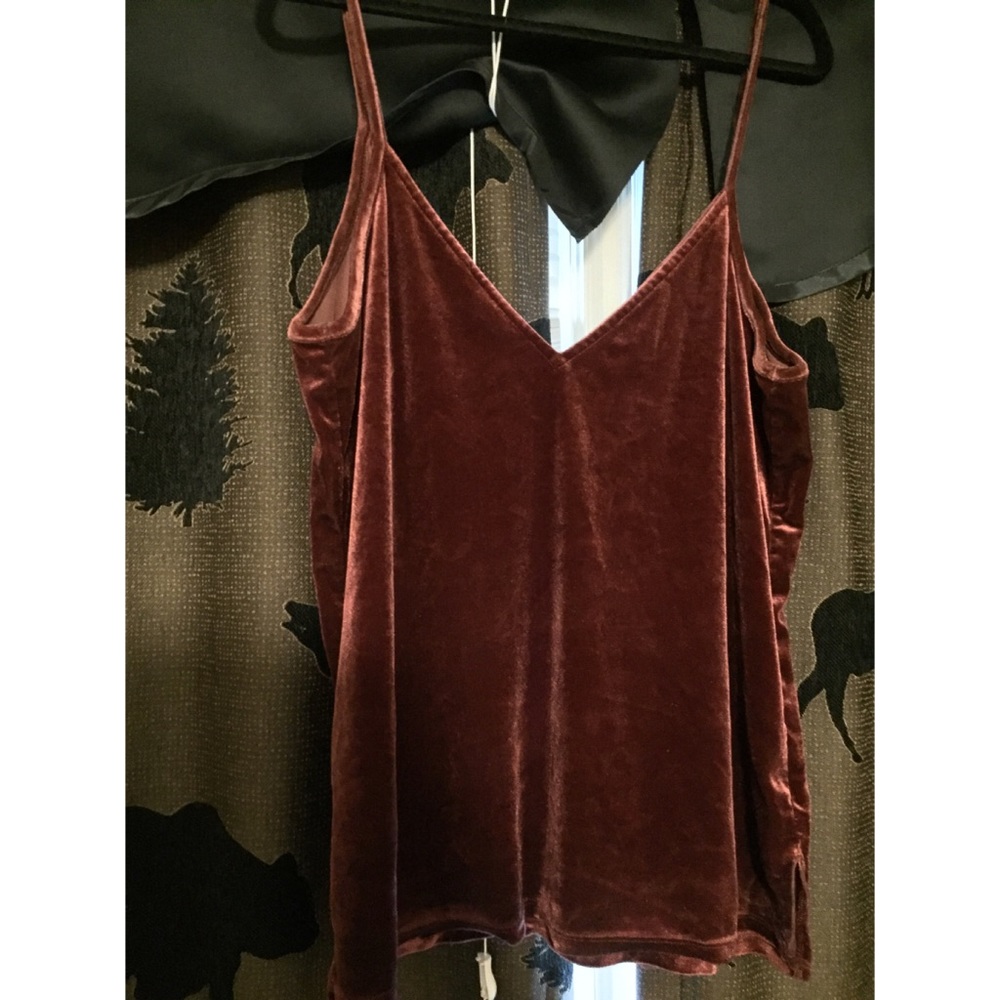 Burgundy top size XL